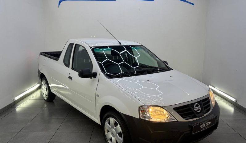 
								Nissan NP200 1.6 8V Ac Safety Pack full									