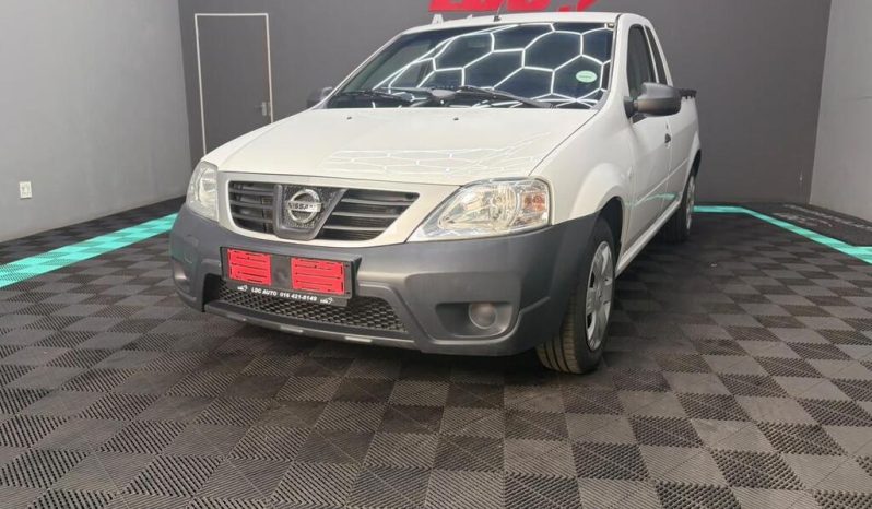 
								Nissan NP200 1.6 8V Ac Safety Pack full									