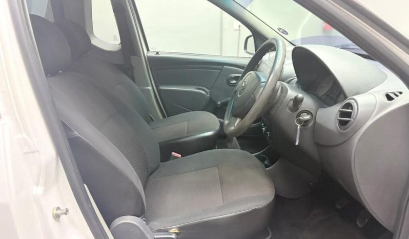 
								Nissan NP200 1.6 8V Ac Safety Pack full									
