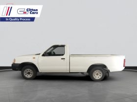 Nissan NP300 Hardbody 2.0 SC