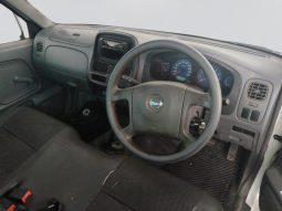 
										Nissan NP300 Hardbody 2.0 SC full									