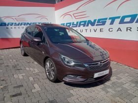 Opel Astra Hatch 1.6T Sport Plus