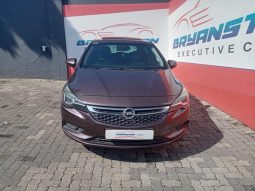 
										Opel Astra Hatch 1.6T Sport Plus full									