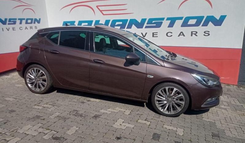 
								Opel Astra Hatch 1.6T Sport Plus full									