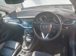 
										Opel Astra Hatch 1.6T Sport Plus full									