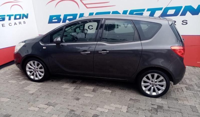 
								Opel Meriva 1.4T Cosmo full									