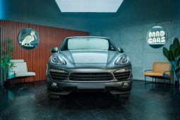 
										Porsche Cayenne 3.0 Diesel Tiptronic full									