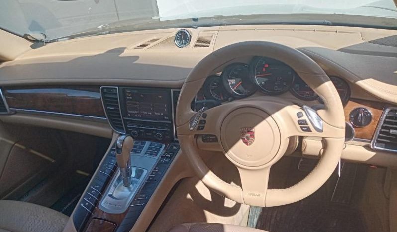 
								Porsche Panamera 3.0 Diesel Pdk full									