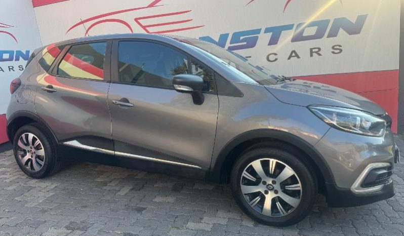 
								Renault Captur 0.9 Turbo Blaze 66kW full									