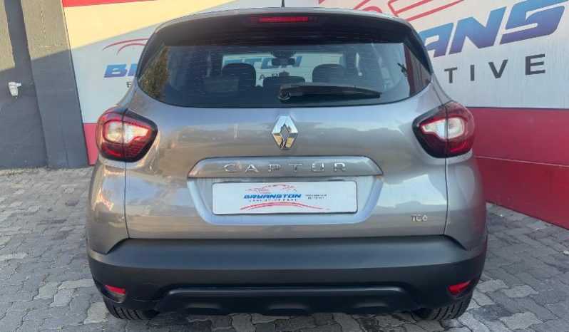 
								Renault Captur 0.9 Turbo Blaze 66kW full									