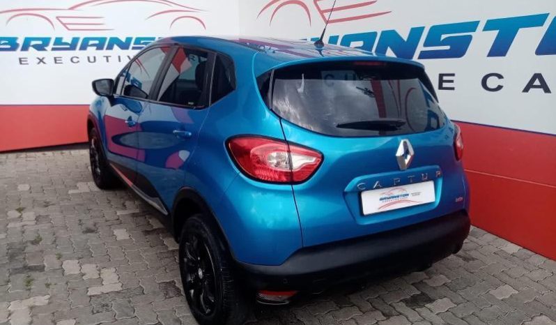 
								Renault Captur 0.9 Turbo Dynamique full									