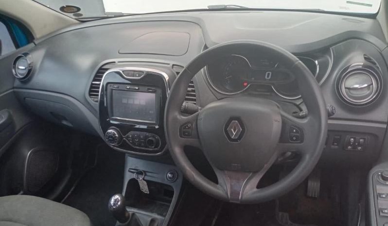 
								Renault Captur 0.9 Turbo Dynamique full									