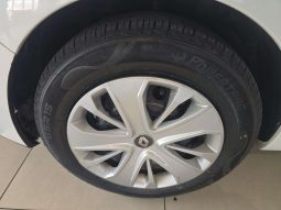 
										Renault CLIO CLIO IV 900T AUTHENTIQUE 5DR (66KW) full									