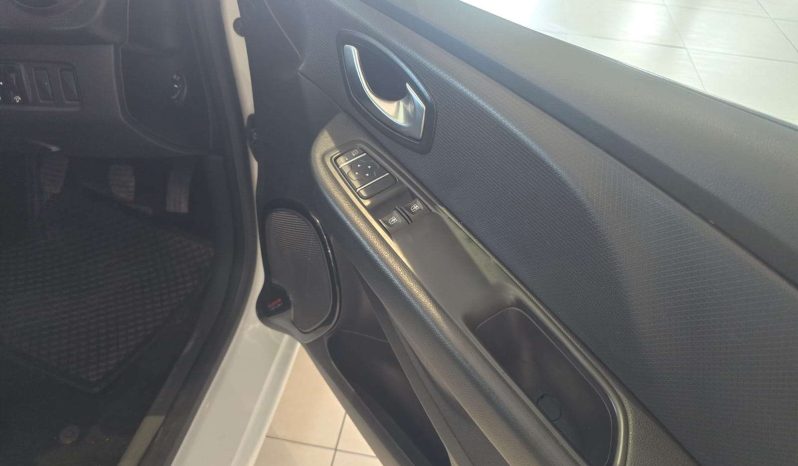 
								Renault CLIO CLIO IV 900T AUTHENTIQUE 5DR (66KW) full									