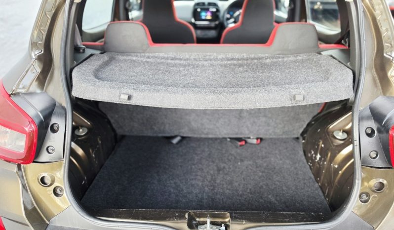 
								Renault Kwid 1.0 Dynamique (abs) full									