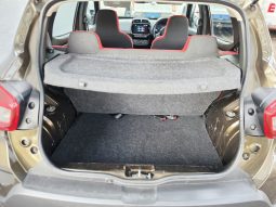 
										Renault Kwid 1.0 Dynamique (abs) full									