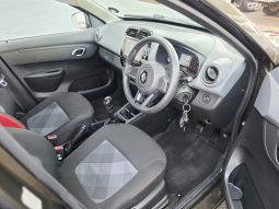 
										Renault Kwid 1.0 Dynamique (abs) full									