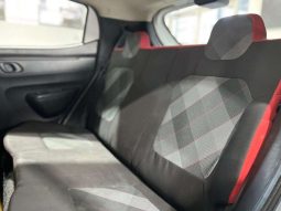 
										Renault KWID KWID 1.0 DYNAMIQUE / ZEN / TECHNO 5DR full									