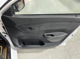
										Renault KWID KWID 1.0 DYNAMIQUE / ZEN / TECHNO 5DR full									
