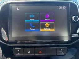 
										Renault KWID KWID 1.0 DYNAMIQUE / ZEN / TECHNO 5DR full									