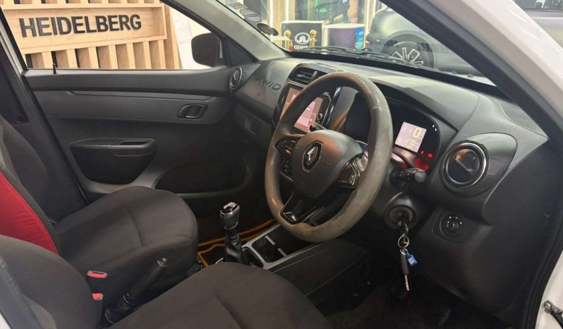 
								Renault KWID KWID 1.0 DYNAMIQUE / ZEN / TECHNO 5DR full									