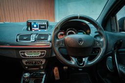 
										Renault Megane Rs 2.0 Red Bull Racing Rb8 Edition full									