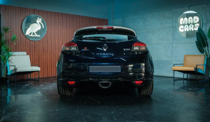 
								Renault Megane Rs 2.0 Red Bull Racing Rb8 Edition full									