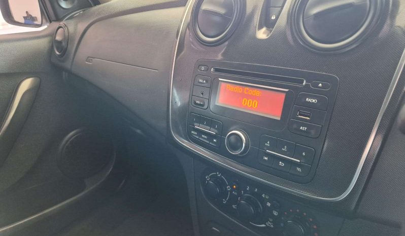 
								Renault SANDERO SANDERO 900 T EXPRESSION full									