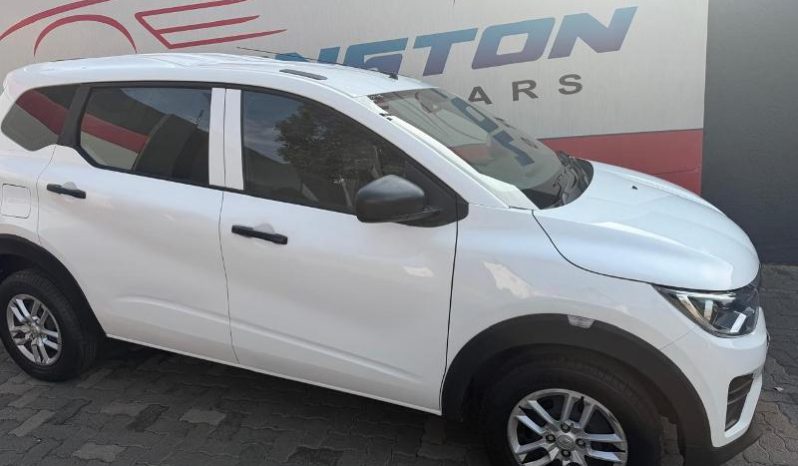 
								Renault Triber 1.0 Life full									