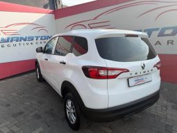 
										Renault Triber 1.0 Life full									