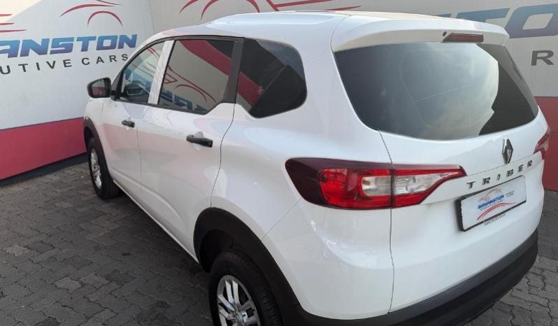 
								Renault Triber 1.0 Life full									