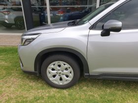 Subaru Forester 2.0I Cvt