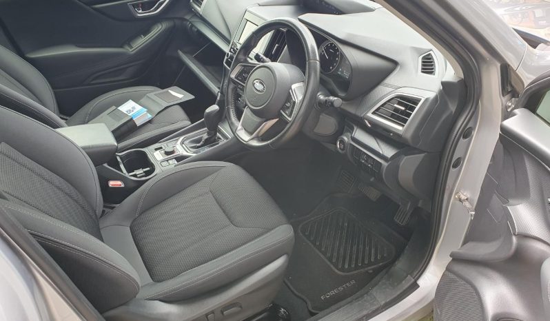 
								Subaru Forester 2.0I Cvt full									