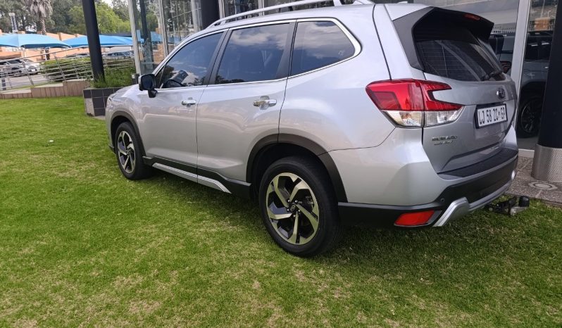 
								Subaru Forester 2.0I-S Es Cvt full									