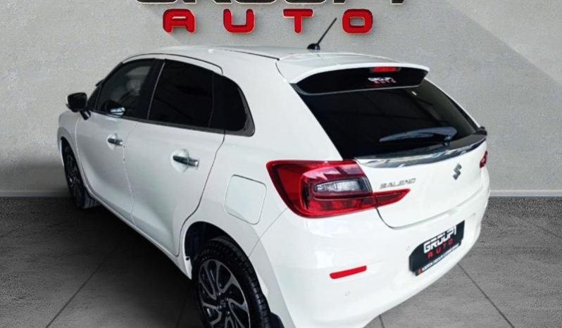 
								Suzuki Baleno 1.5 Glx At full									