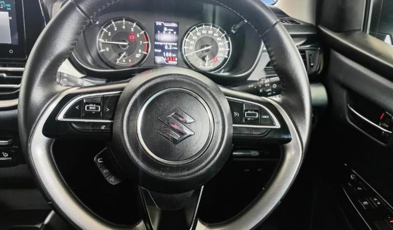 
								Suzuki Baleno 1.5 Glx At full									
