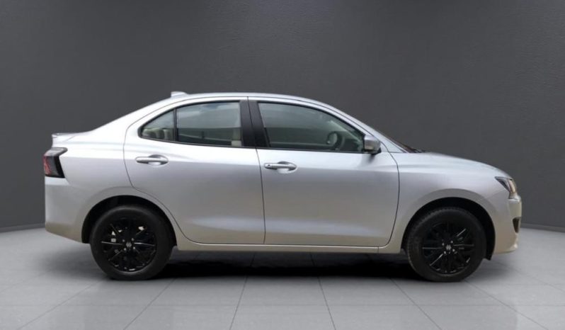 
								SUZUKI DZIRE 1.2 GL PLUS CVT full									
