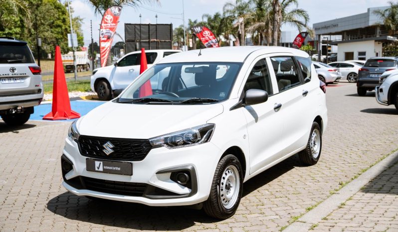 
								Suzuki Ertiga 1.5 GA full									
