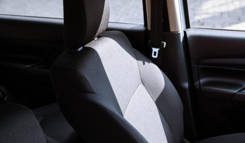 
								Suzuki Ertiga 1.5 GA full									