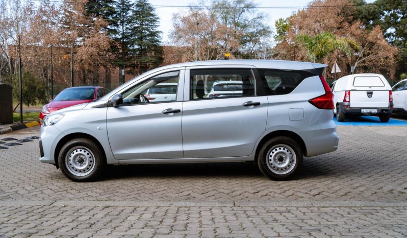 
								Suzuki Ertiga 1.5 GA full									