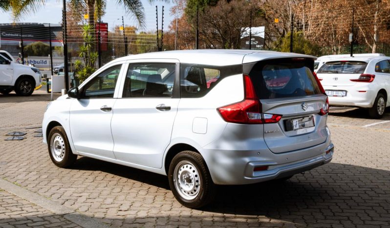 
								Suzuki Ertiga 1.5 GA full									