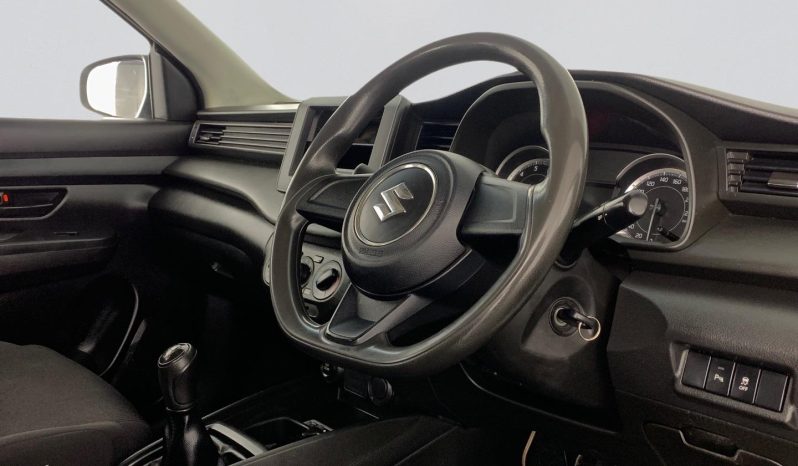 
								Suzuki Ertiga 1.5 Ga full									