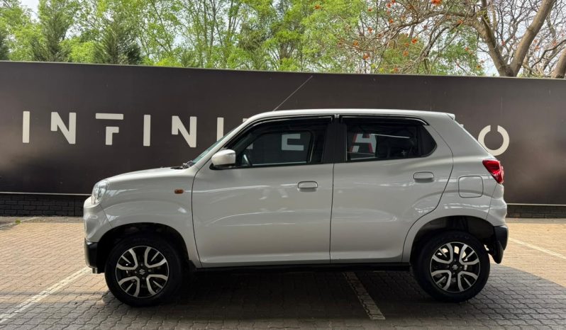 
								Suzuki S-Presso 1.0 Gl+ full									