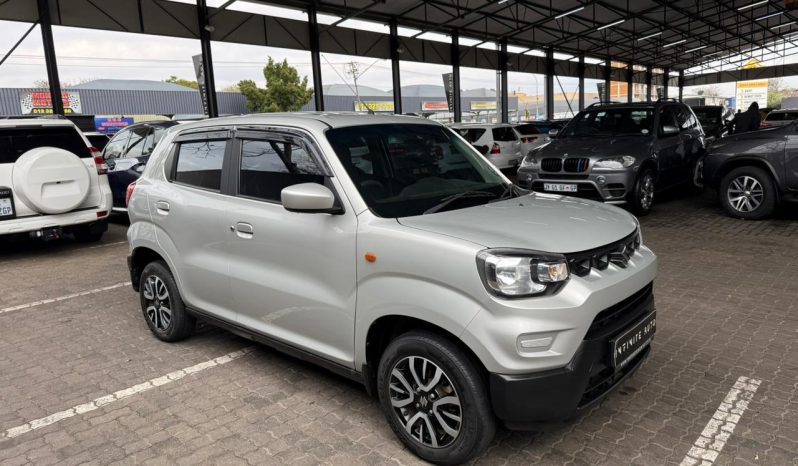 
								Suzuki S-Presso 1.0 Gl+ full									