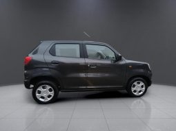 
										SUZUKI S-PRESSO 1.0 GL AMT full									
