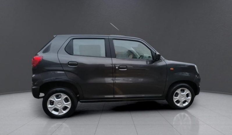 
								SUZUKI S-PRESSO 1.0 GL AMT full									