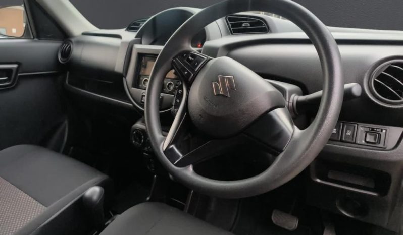 
								SUZUKI S-PRESSO 1.0 GL AMT full									