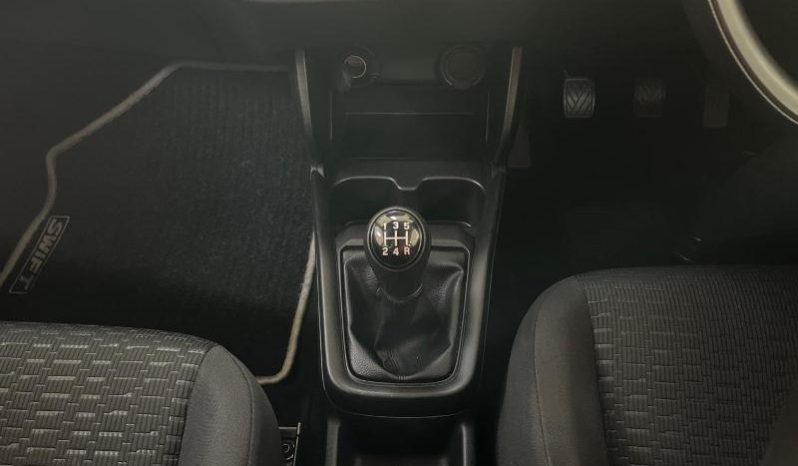 
								SUZUKI SWIFT 1.2 GL MT full									