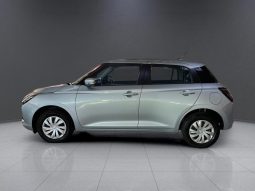 
										SUZUKI SWIFT 1.2 GL MT full									