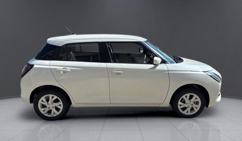 
								SUZUKI SWIFT 1.2 GL PLUS MT full									